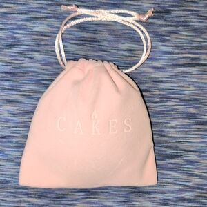 Cakes Circles Adhesive Bra